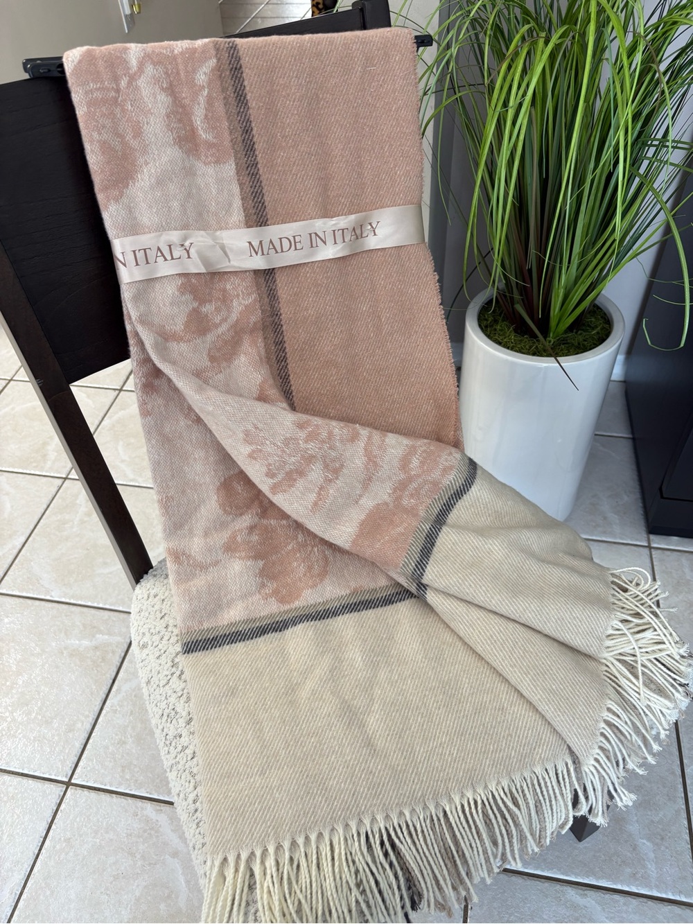 Made in Italy Cream & Blush Decorative Throw Blanket